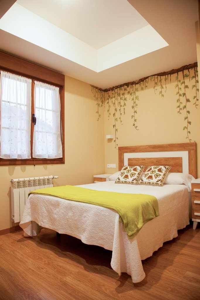 Cumbres De Los Picos Apartamento La Yedra Poo  Kültér fotó